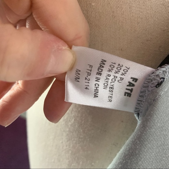 Fate vest - Picture 6 of 6